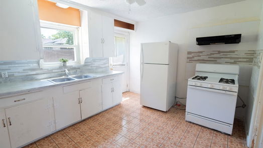 Houston 1-story, 3-bed 5904 Cochran Street-idx