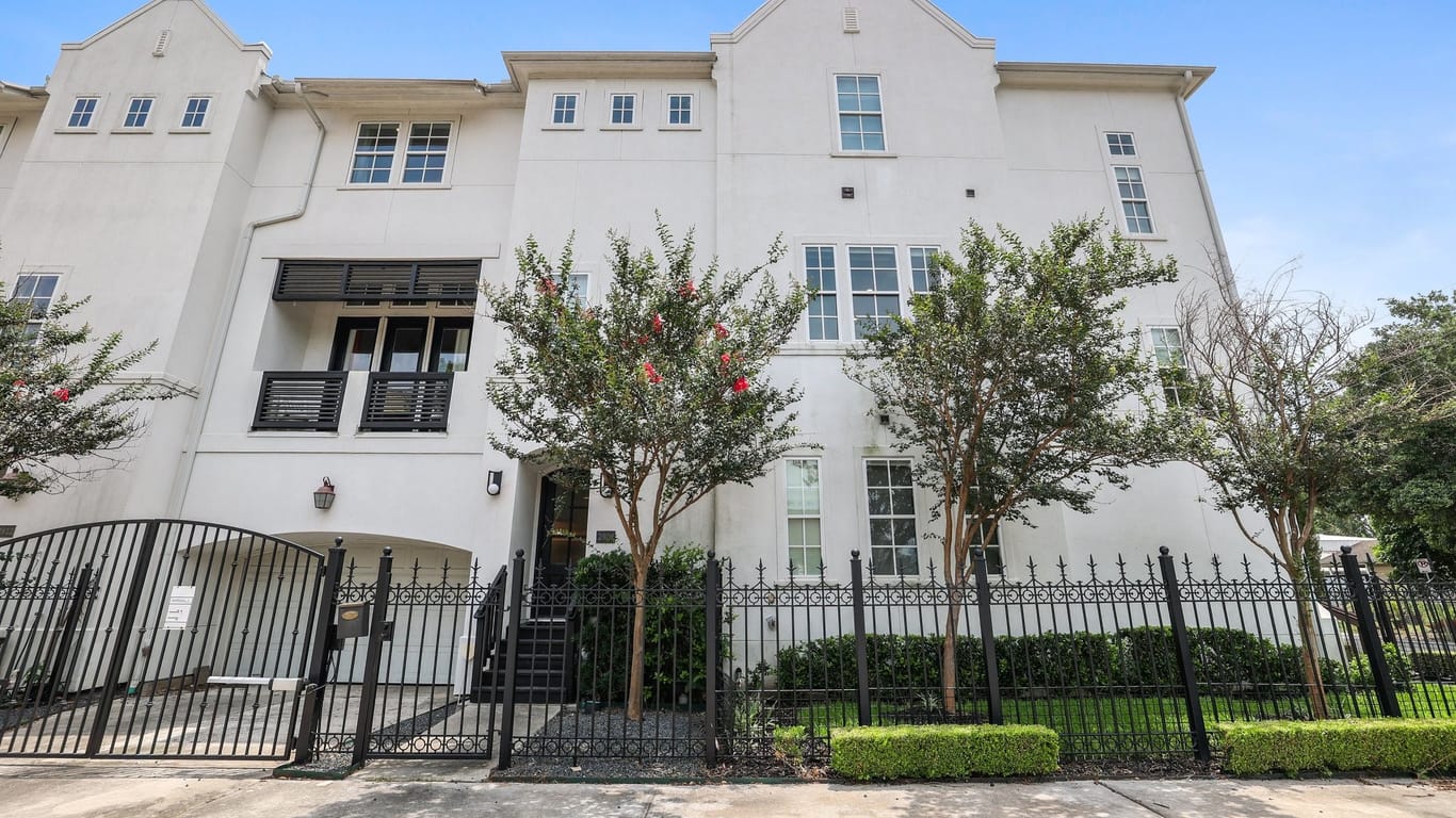 Houston 3-story, 3-bed 2808 Grinnell Street-idx