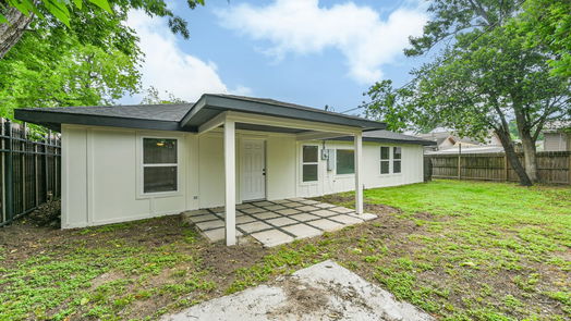 Houston 1-story, 4-bed 214 Canadian Street-idx