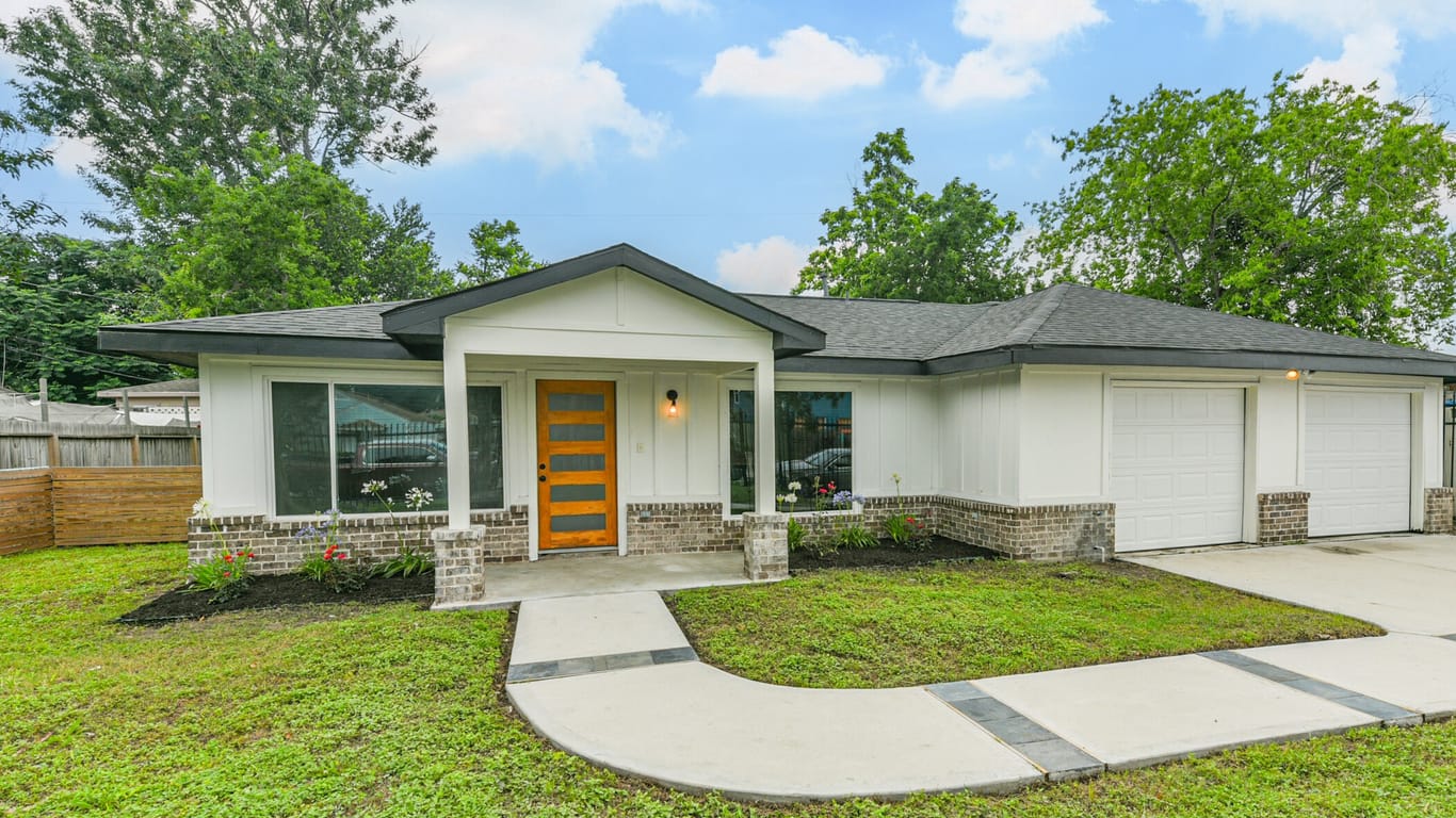 Houston 1-story, 4-bed 214 Canadian Street-idx