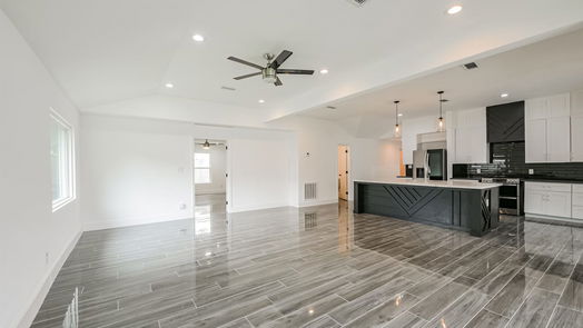 Houston 1-story, 4-bed 214 Canadian Street-idx