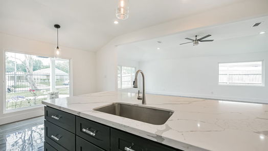Houston 1-story, 4-bed 214 Canadian Street-idx