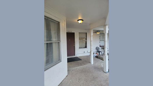 Houston 1-story, 4-bed 1905 Chapman Street-idx