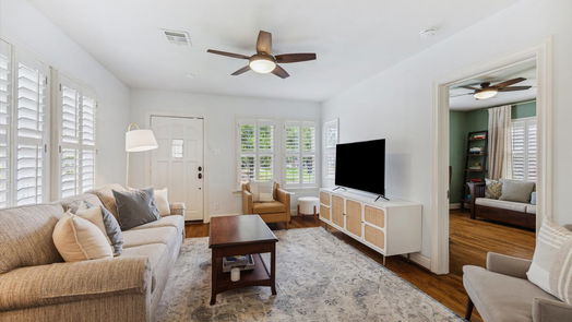 Houston 1-story, 2-bed 4035 Norhill Boulevard-idx