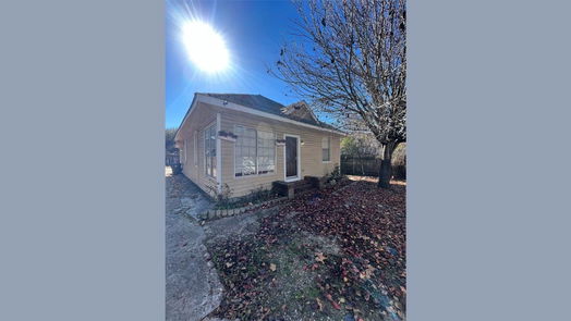 Houston 1-story, 3-bed 122 Redan Street-idx