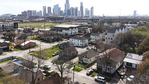 Houston 1-story, 2-bed 1611 Common Street-idx