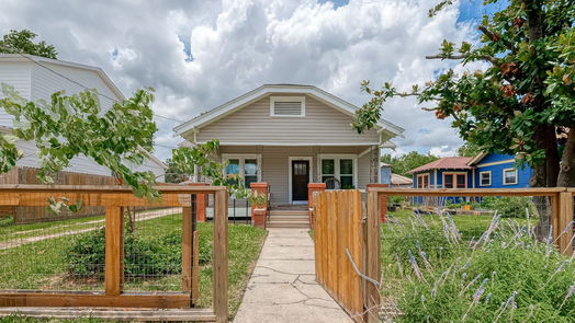 Houston 1-story, 2-bed 206 Goldenrod Street-idx