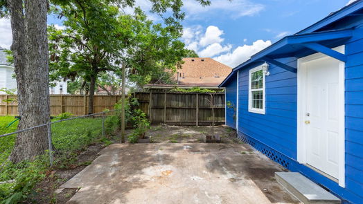 Houston 1-story, 3-bed 1715 Fulton Street Street-idx