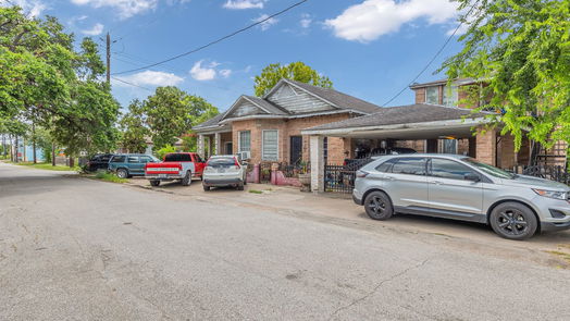 Houston 1-story, 3-bed 1519 Mckee Street-idx