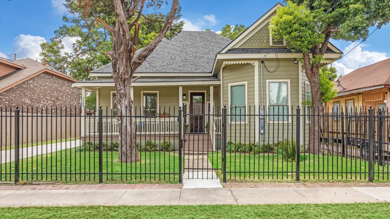 Houston 1-story, 3-bed 1707 Gano Street-idx