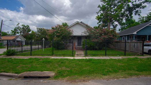 Houston 1-story, 4-bed 2718 Gano Street-idx