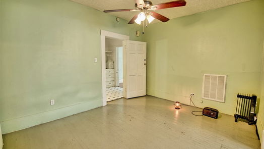 Houston 1-story, 3-bed 615 Mcintosh Street-idx