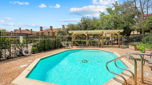 Houston 1-story, 2-bed 1860 White Oak Drive 357-idx
