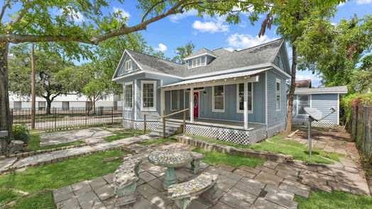 Houston 1-story, 3-bed 2118 Common Street-idx