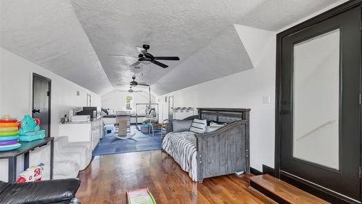 Houston 3-story, 6-bed 2626 Reagan Street-idx