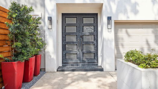 Houston 3-story, 3-bed 3011 Houston Avenue C-idx