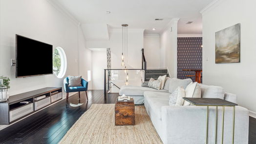 Houston 3-story, 3-bed 3011 Houston Avenue C-idx