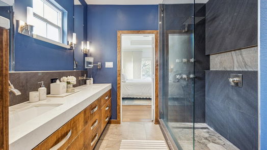 Houston 3-story, 3-bed 3011 Houston Avenue C-idx