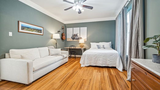 Houston 3-story, 3-bed 3011 Houston Avenue C-idx