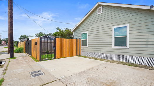 Houston 1-story, 2-bed 1121 Panama Street-idx