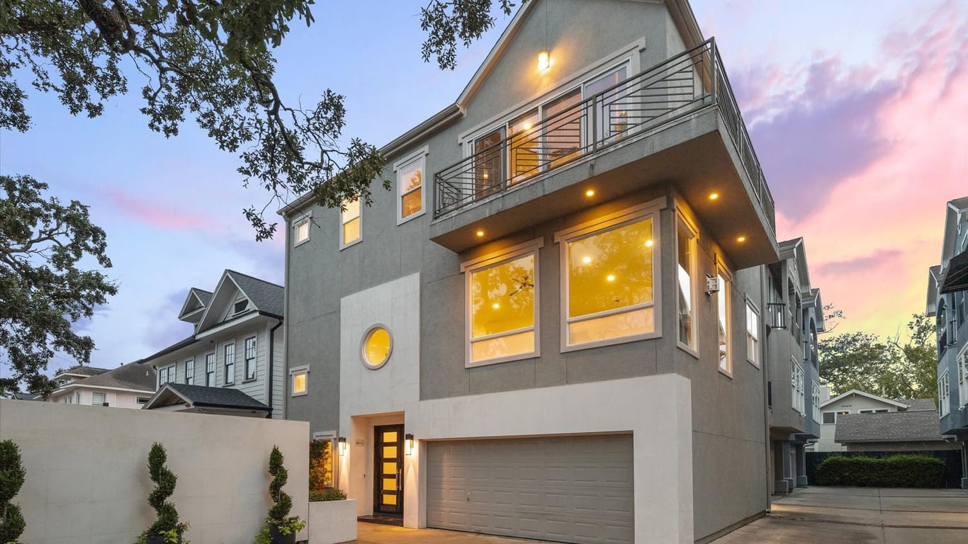 Houston 3-story, 3-bed 3011 Houston Avenue C-idx