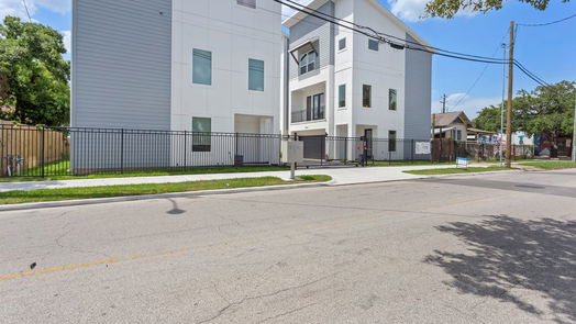 Houston 3-story, 3-bed 905 Quitman Unit B Street-idx