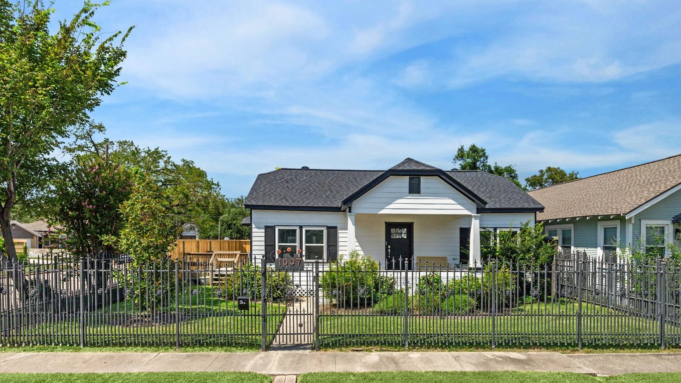 Houston 1-story, 3-bed 1037 E 16th Street-idx