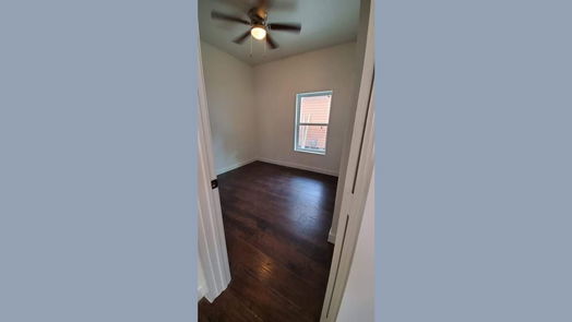 Houston 1-story, 3-bed 2319 Mckee Street-idx