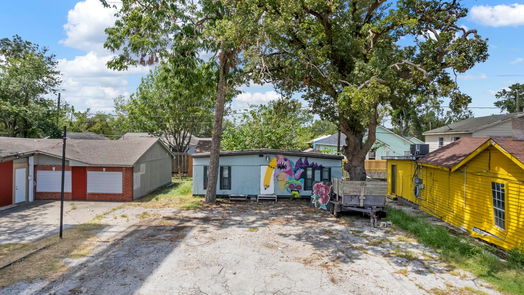 Houston null-story, 3-bed 2619 - 2615 North Freeway-idx