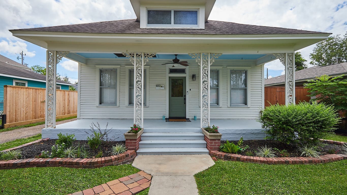 Houston 1-story, 2-bed 1002 E 25th Street-idx