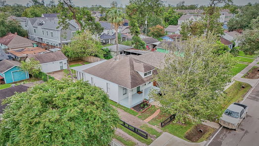 Houston 1-story, 2-bed 1002 E 25th Street-idx