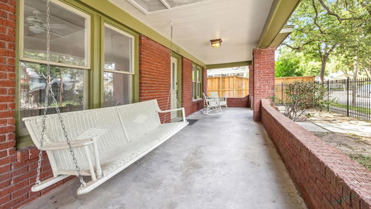 Houston 1-story, 3-bed 526 Highland Street-idx