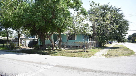 Houston 1-story, 2-bed 3602 Moore Street-idx