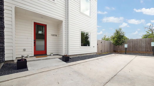 Houston 3-story, 3-bed 1207 E 24th Street B-idx