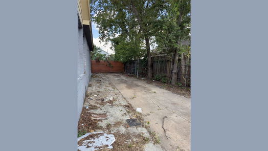 Houston 1-story, 3-bed 3020 Hardy Street-idx