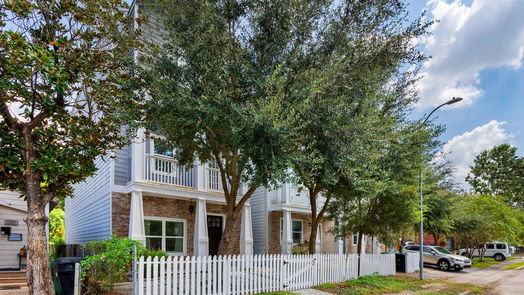 Houston 3-story, 4-bed 1006 Enid Street B-idx