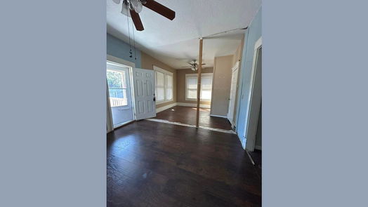 Houston 1-story, 3-bed 6001 N Main Street-idx