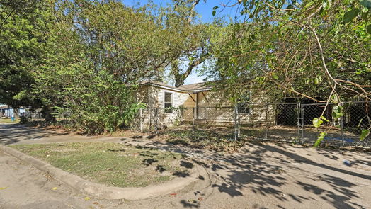 Houston 1-story, 4-bed 4802 Chapman Street-idx