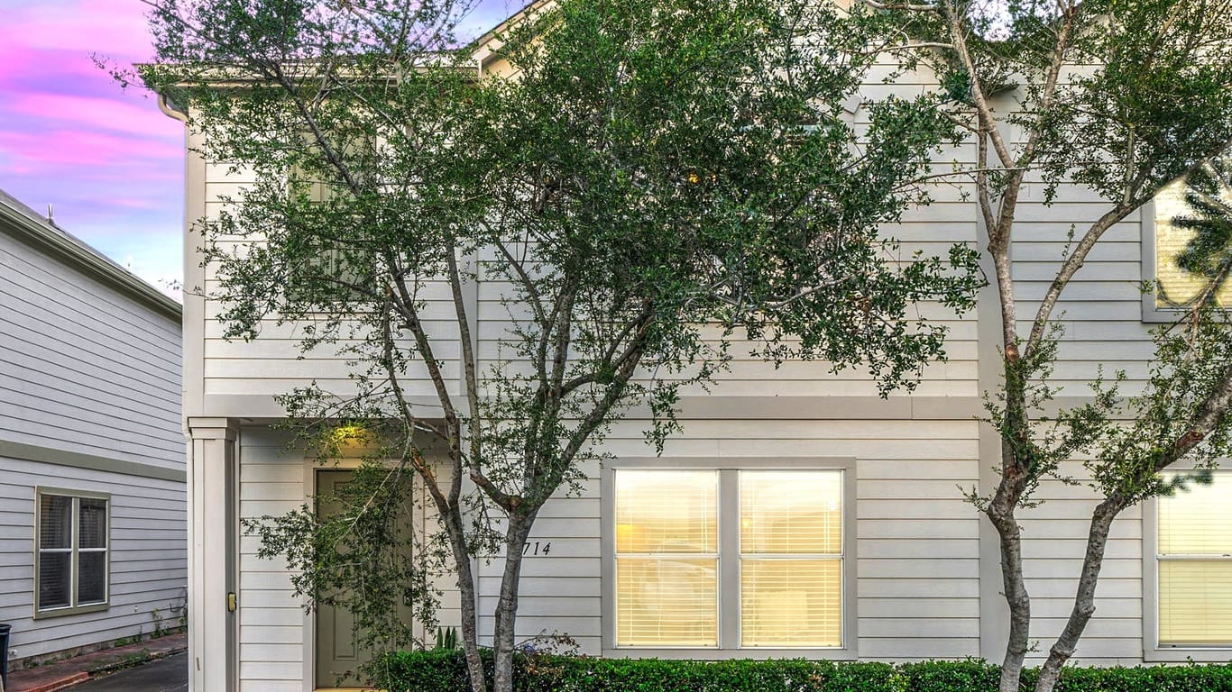 Houston 2-story, 2-bed 1714 Redwing Cove Drive-idx