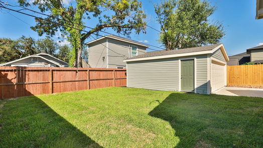 Houston 1-story, 3-bed 915 Key Street-idx