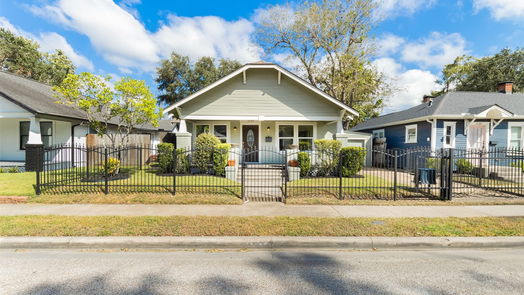 Houston 1-story, 2-bed 1133 E 14th Street-idx