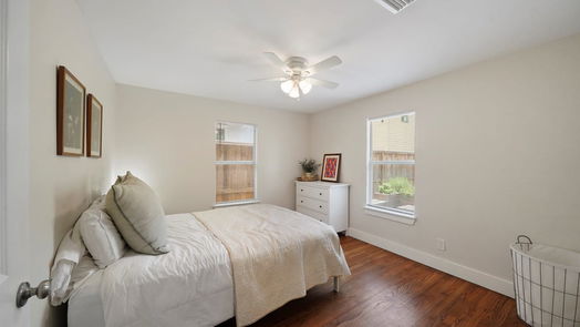 Houston 1-story, 2-bed 1035 Louise Street-idx