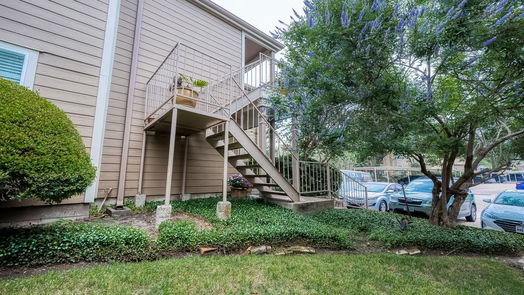 Houston null-story, 3-bed 1880 White Oak Drive 110-idx