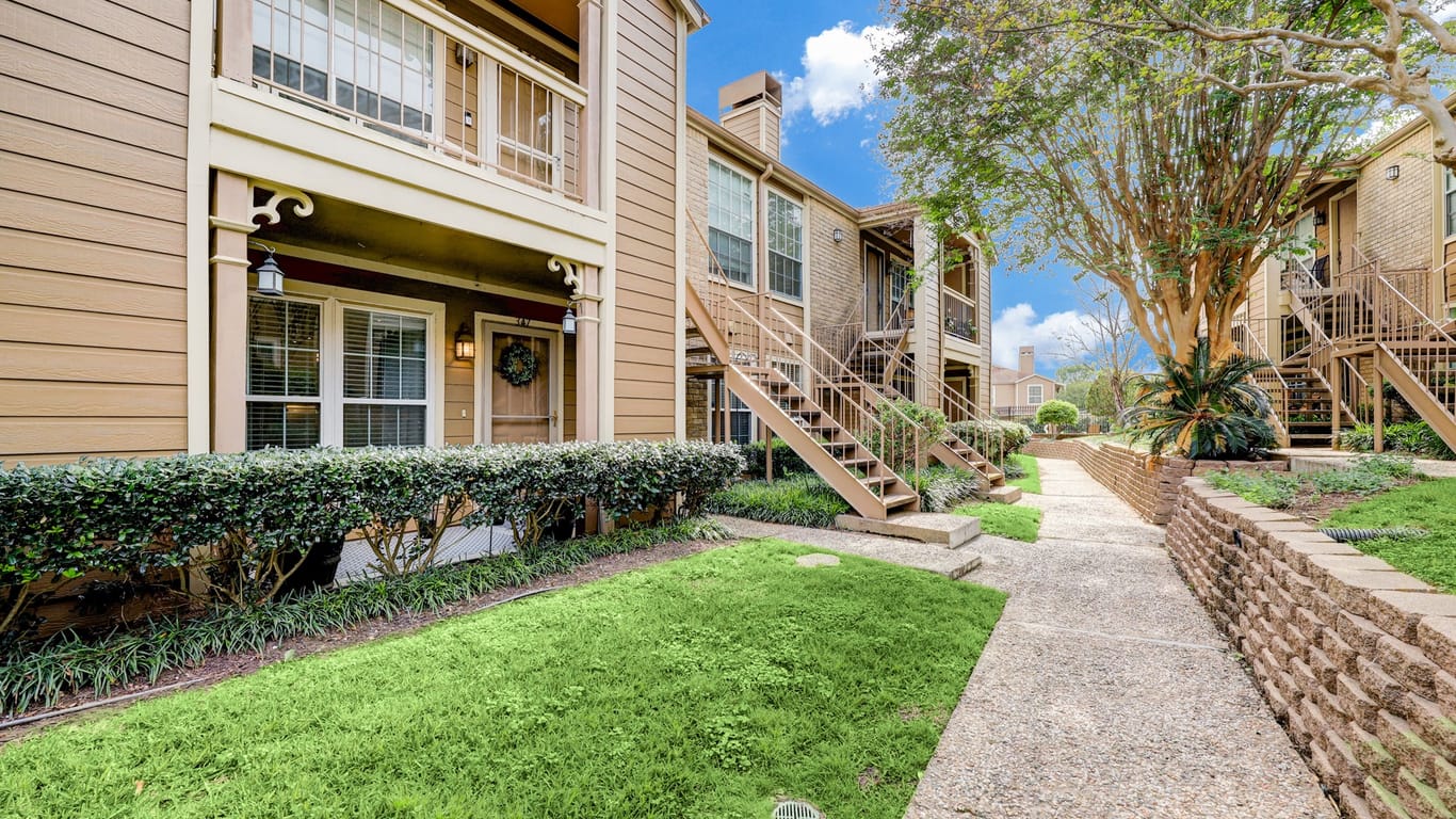 Houston null-story, 2-bed 1860 White Oak Drive 347-idx