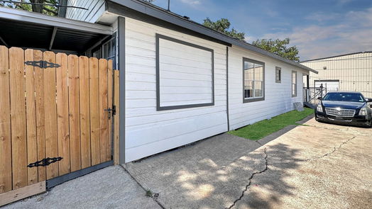 Houston 1-story, 2-bed 6744 Avenue S-idx