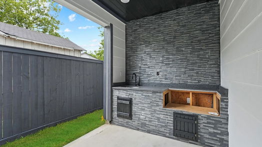 Houston 3-story, 3-bed 1003 74th Street-idx