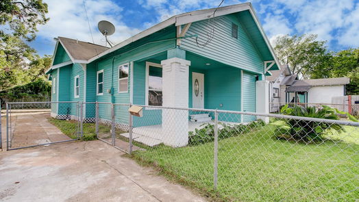 Houston 1-story, 3-bed 6714 Avenue E-idx