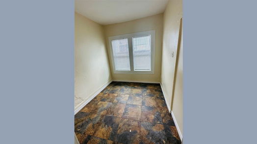 Houston 1-story, 5-bed 7146 Avenue I-idx