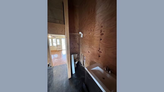 Houston 1-story, 2-bed 7217 Avenue H-idx