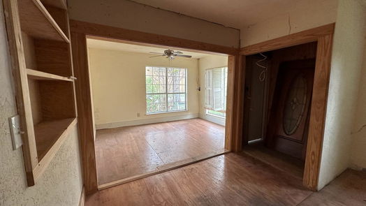 Houston 1-story, 2-bed 7217 Avenue H-idx